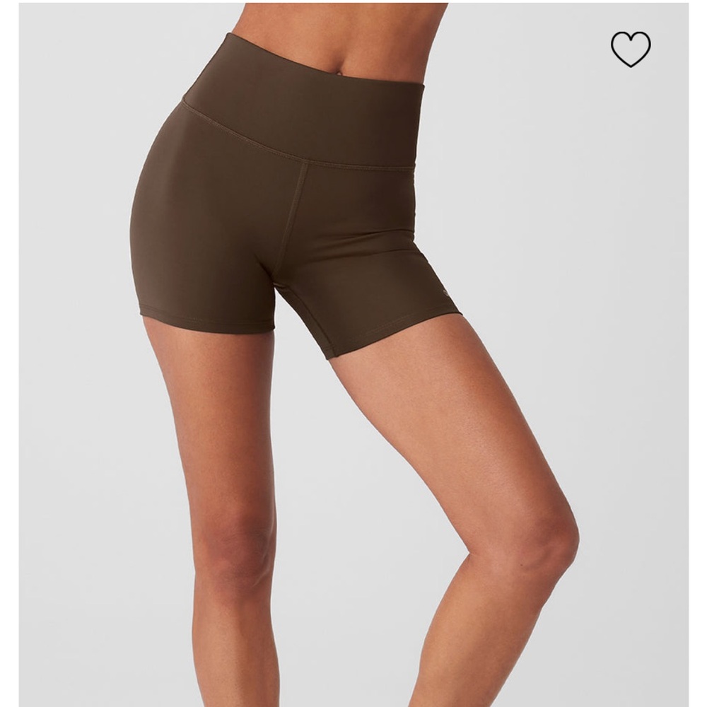 ALO Yoga 5” Airlift Energy High-Rise Espresso Bike Shorts - Picture 2 of 8